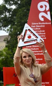 Zdena Studenková