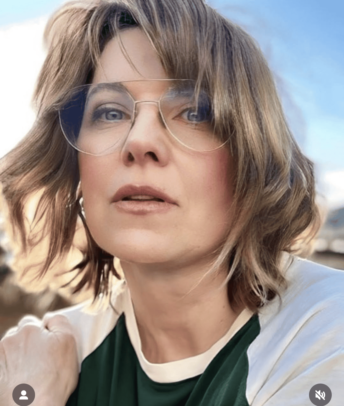 https://www.instagram.com/reallucylawless/