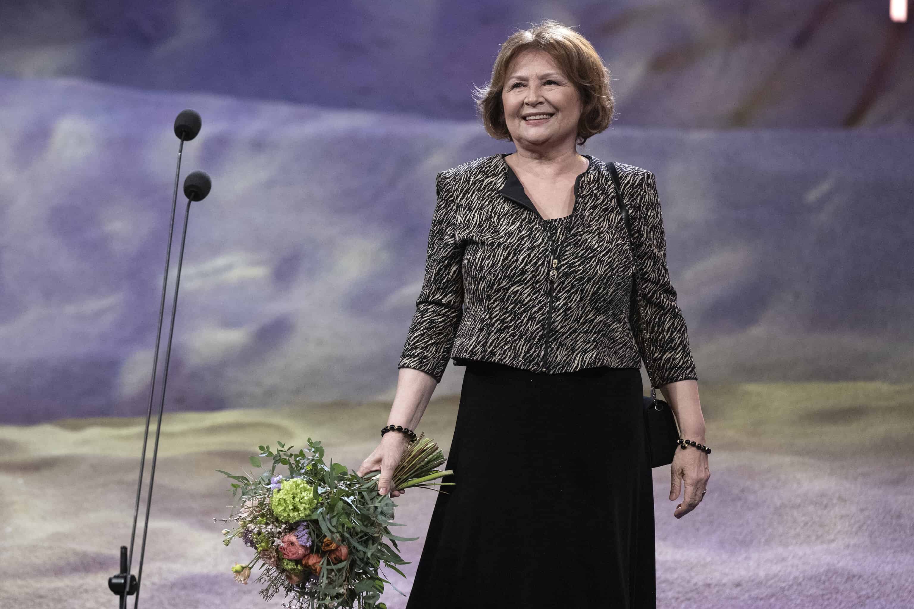 Emília Vášáryová Slnko v sieti