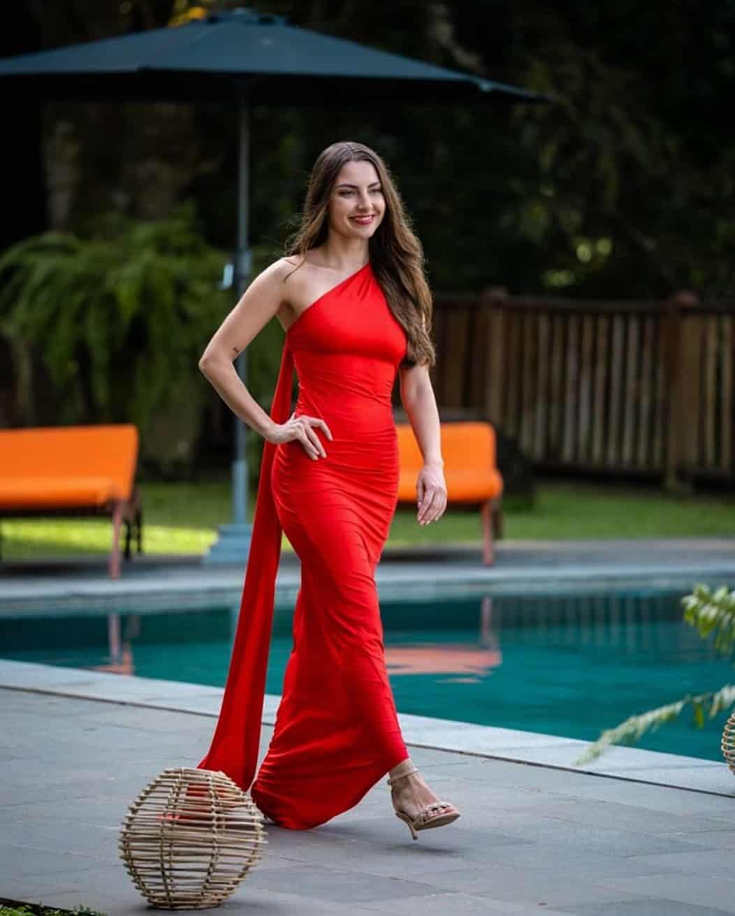Rebeka Ruža pre nevestu