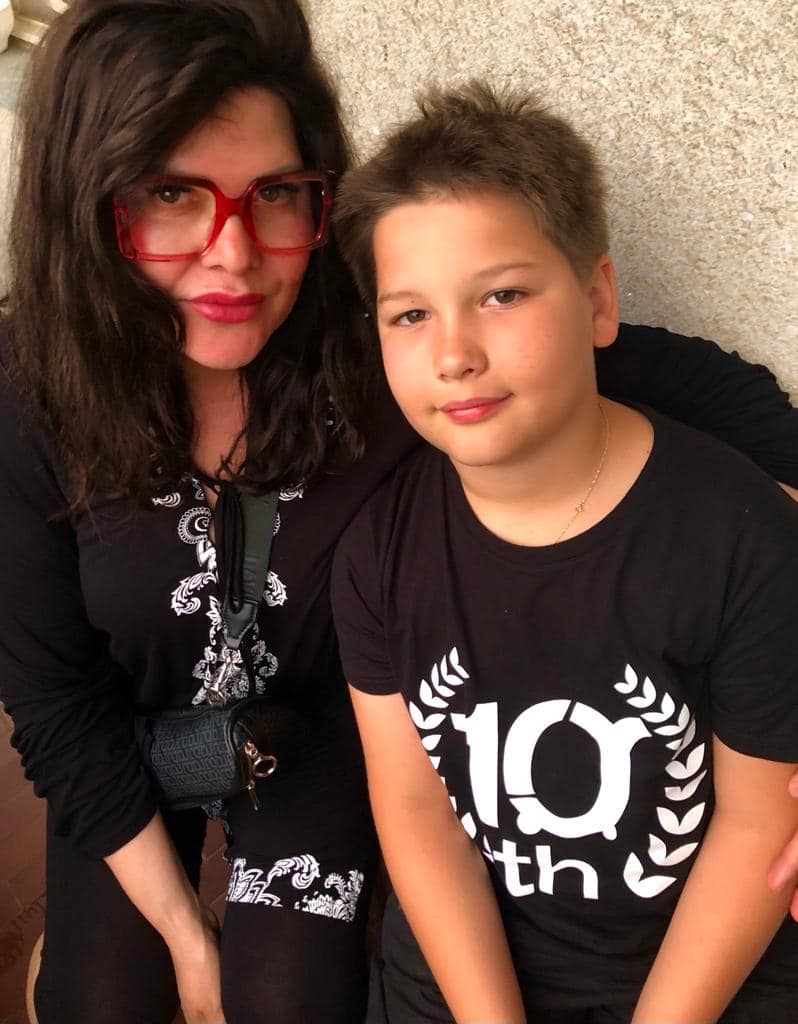 Ilona Csáková, syn, Dominik