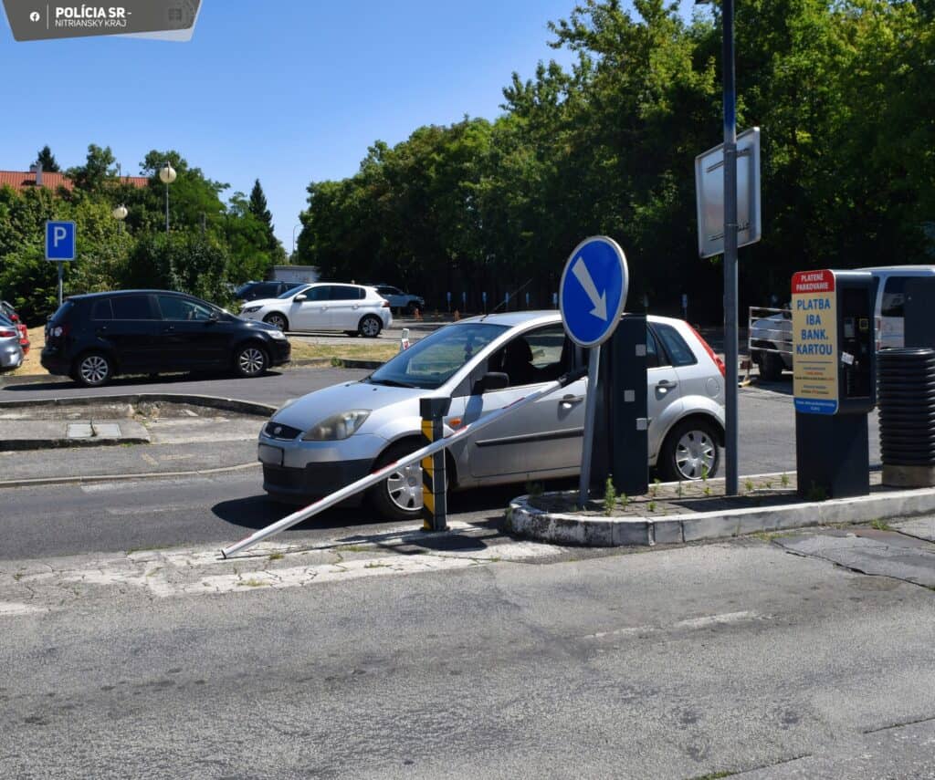 polícia, Nitra, opitý, vodič, nemocnica