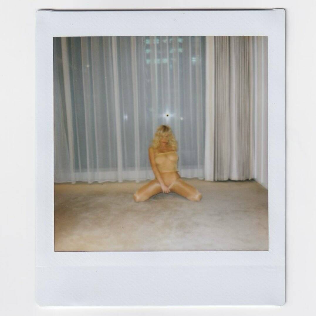 bianca-censori-kanye-west