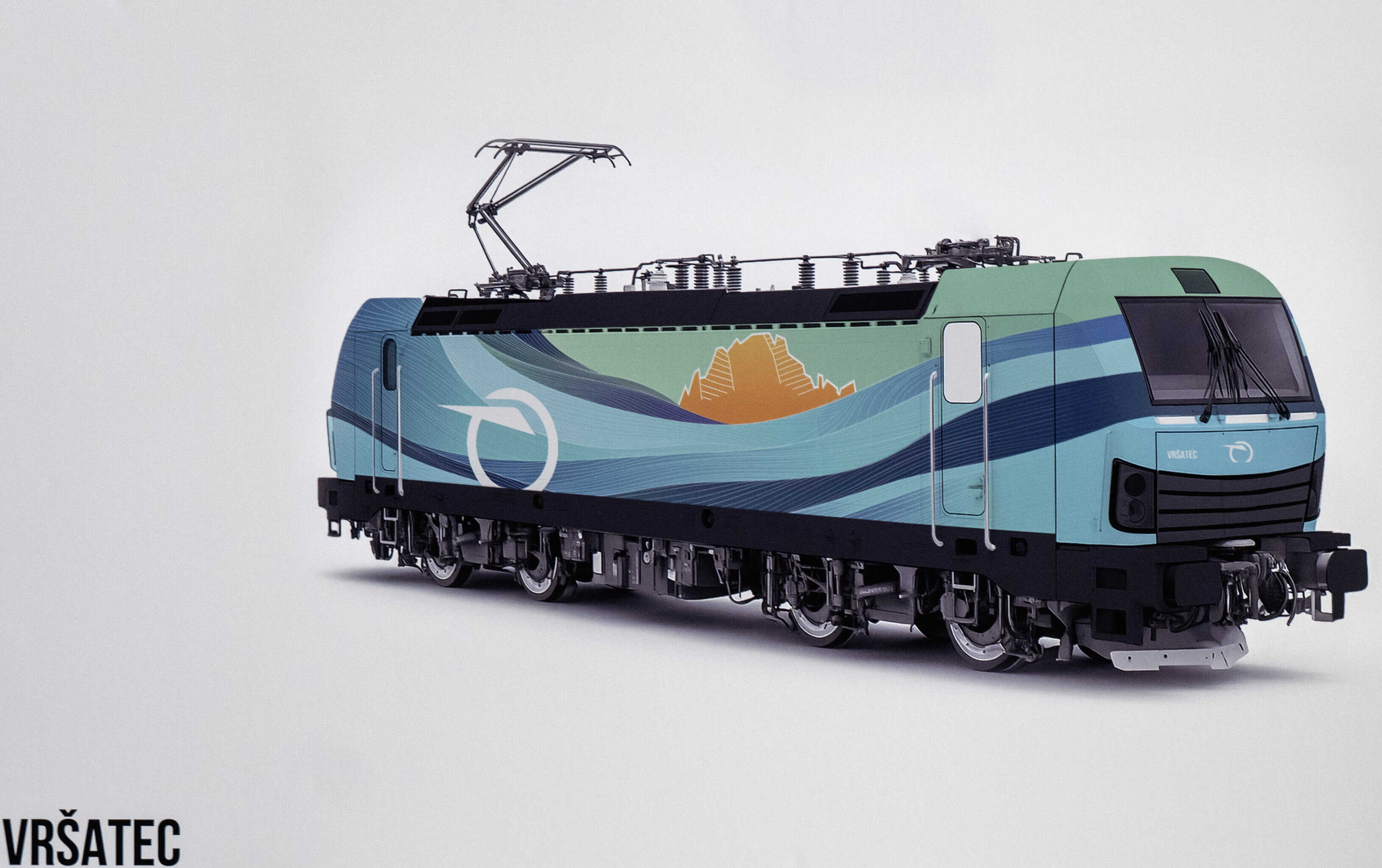 Na snímke nový moderný rušeň Siemens Vectron s novým vizuálom symbolizujúcim Slovensko,Zdroj:TASR - Martin Baumann
