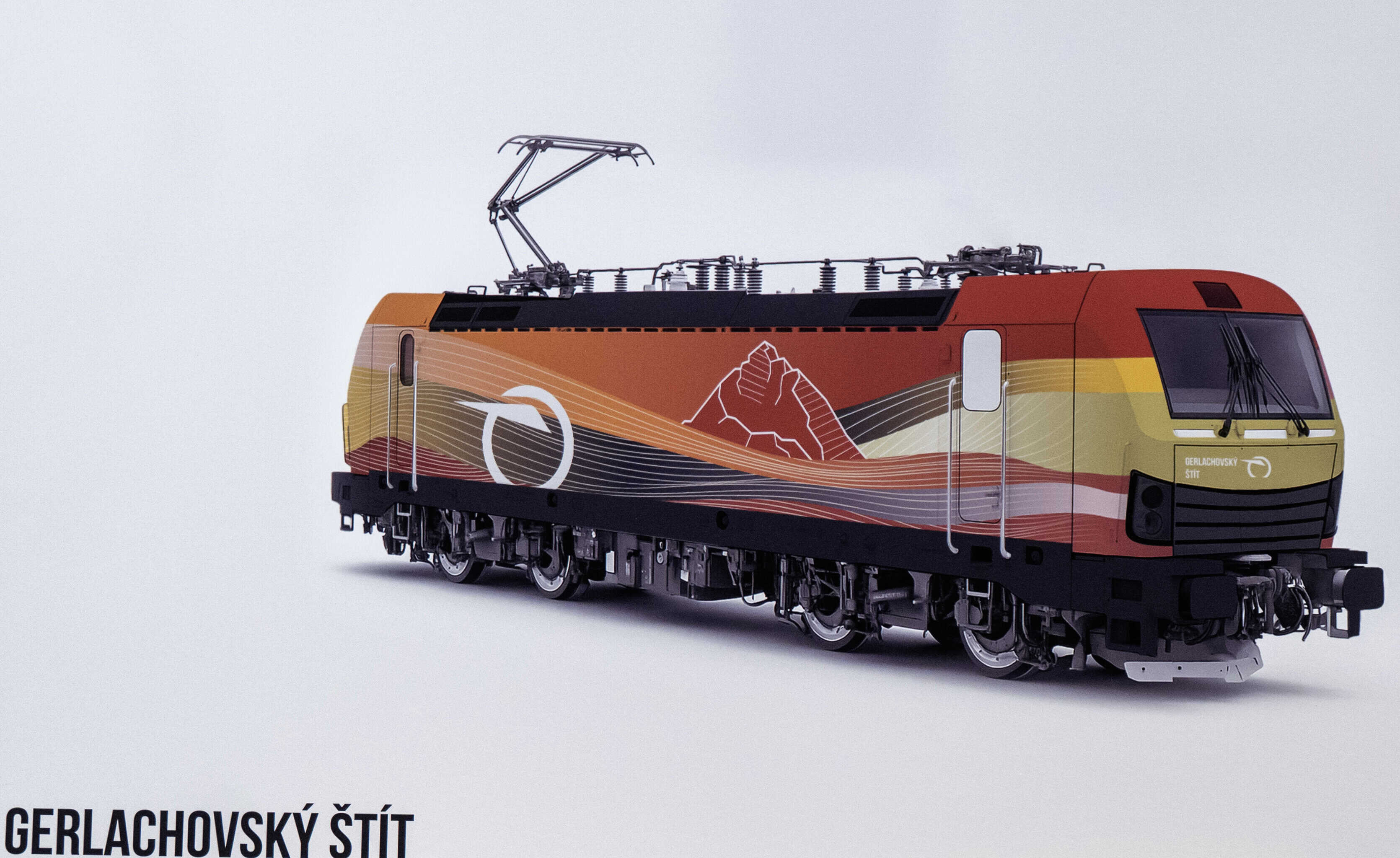 Na snímke nový moderný rušeň Siemens Vectron s novým vizuálom symbolizujúcim Slovensko,Zdroj:TASR - Martin Baumann