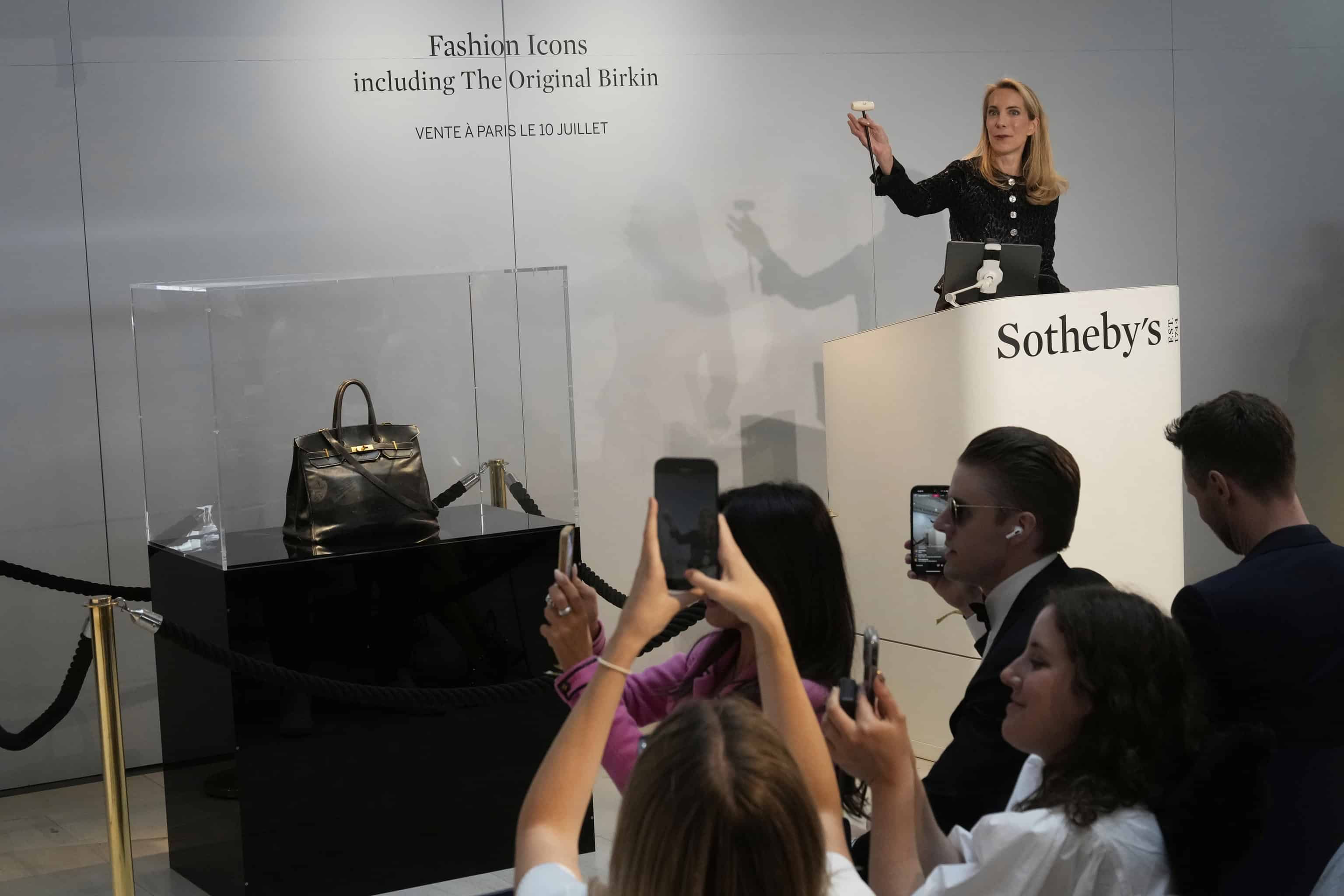 Dražba prvej kabelky Birkin