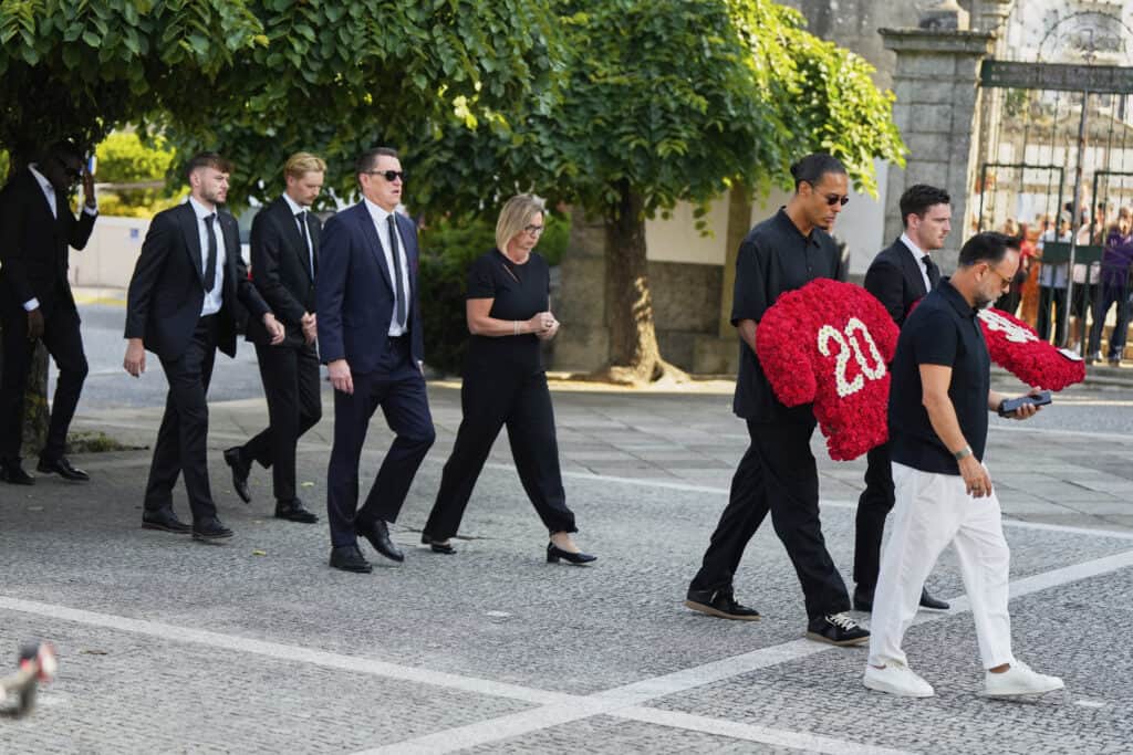 futbalista, pohreb, portugalsko, liverpool