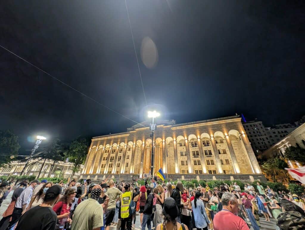 Protesty sa odohrávajú vo viac ako 8 mestách, Zdroj: X/Rusudan Djakeli