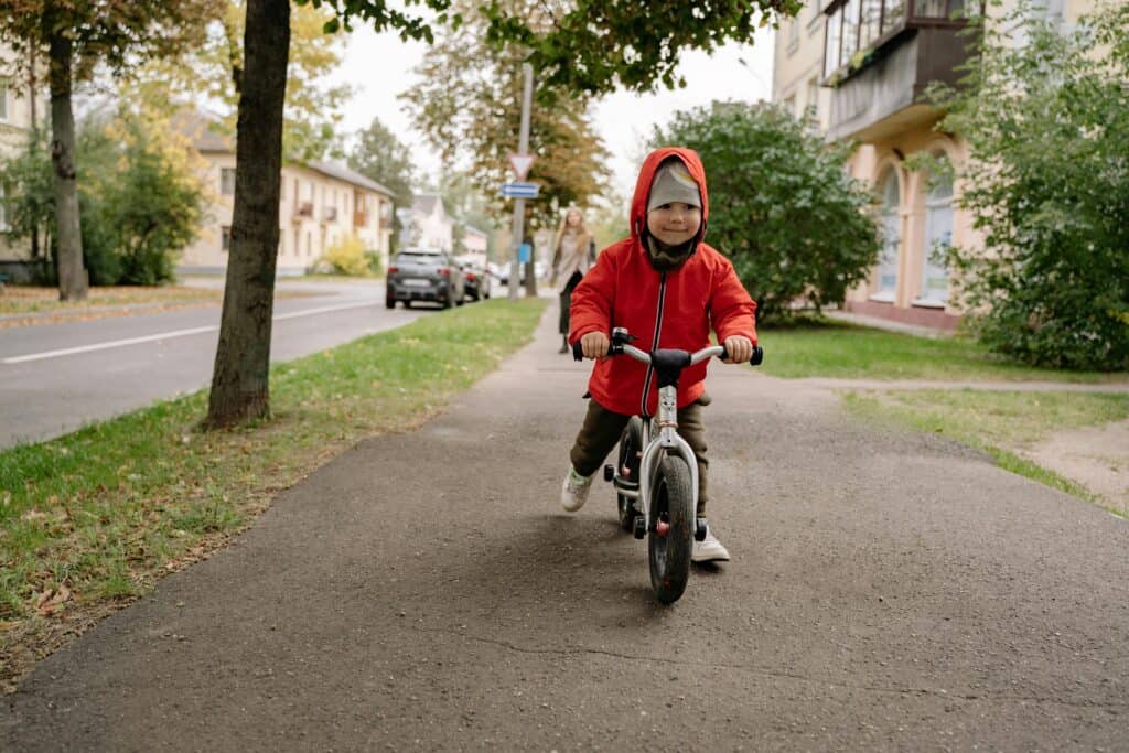 dieťa, bicykel