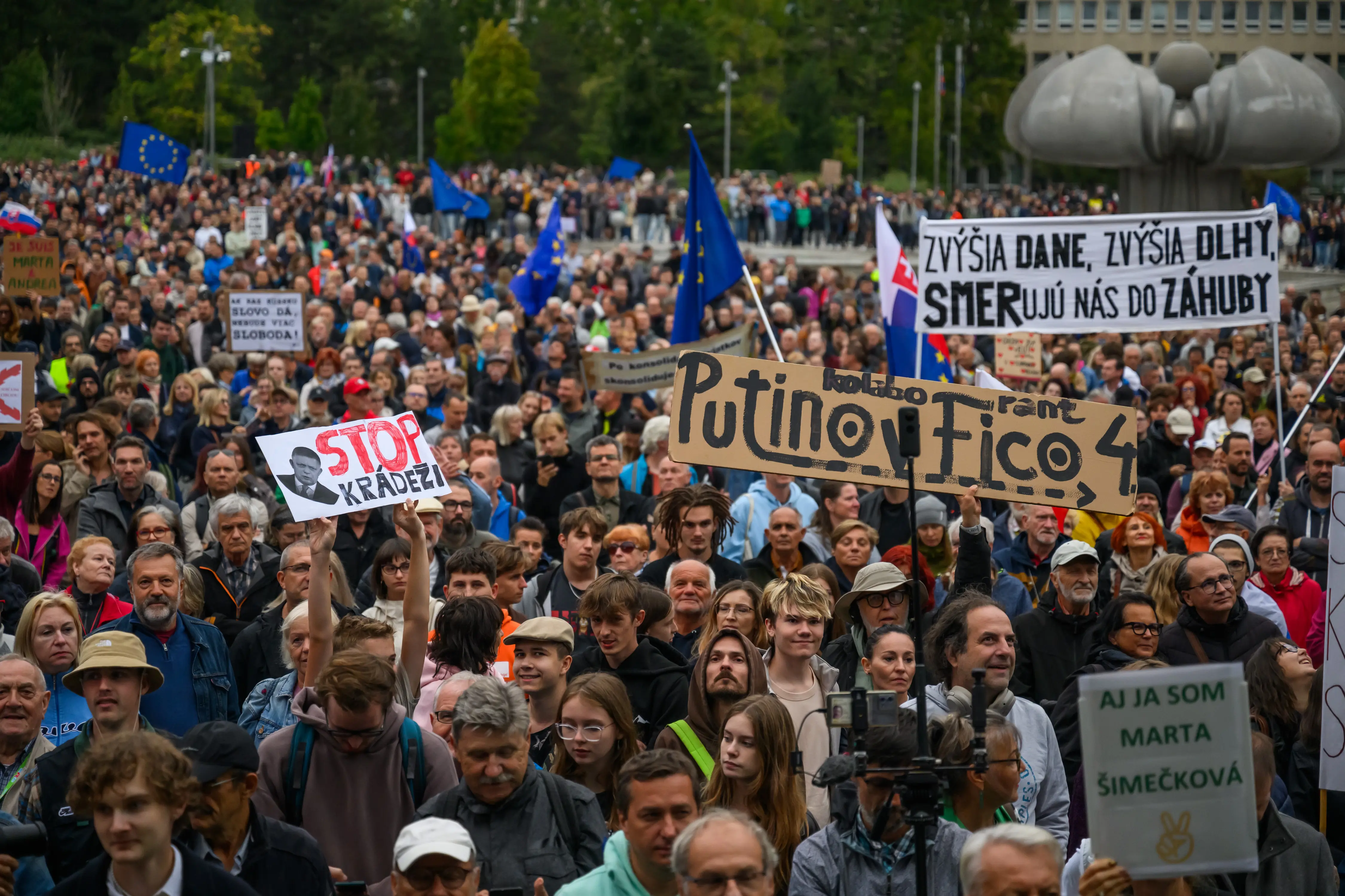 Protest konsolidácia Bratislava