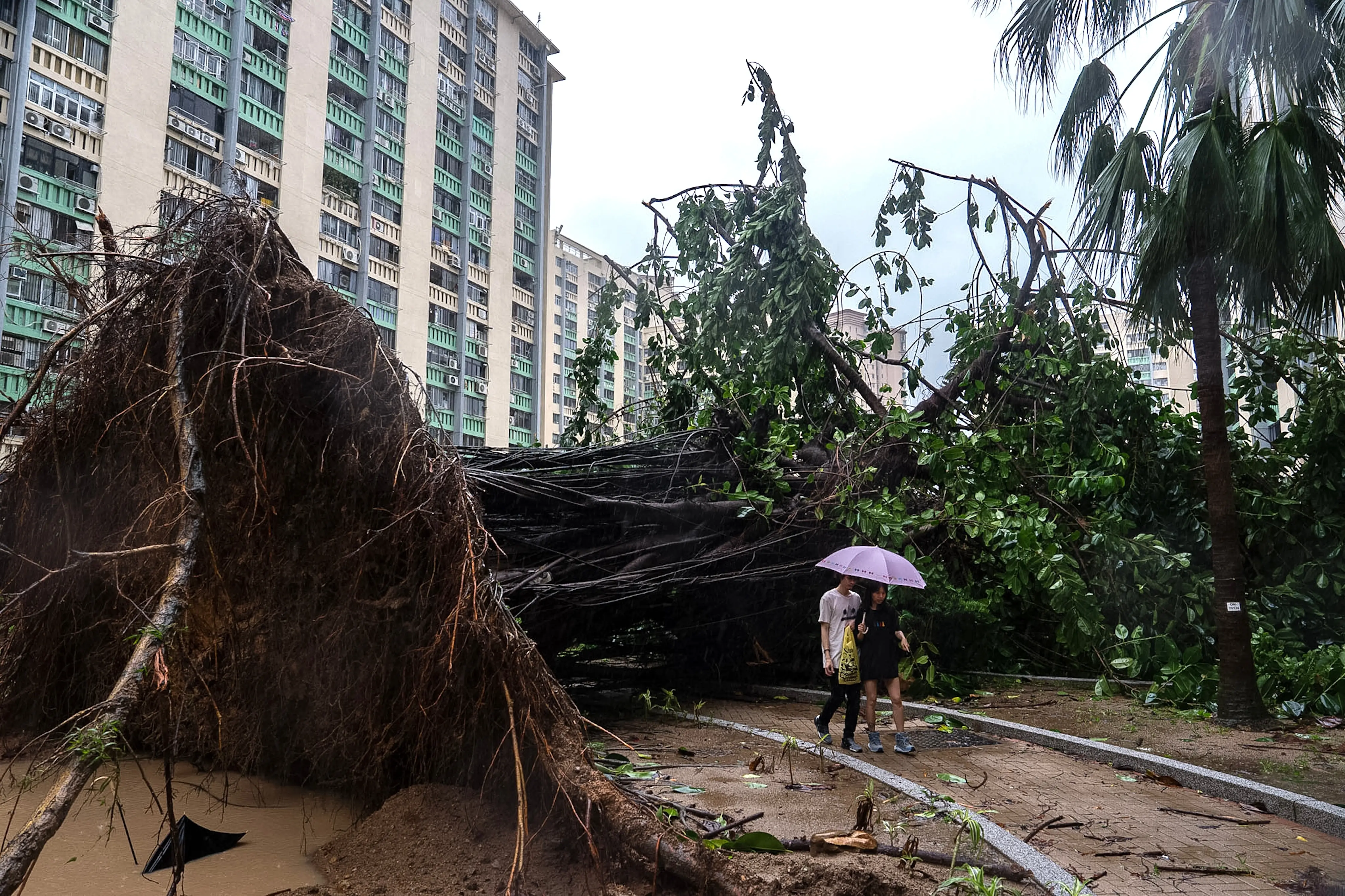 Tajfún Ragasa v Hongkongu