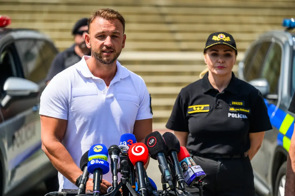 minister vnútra Matúš Šutaj Eštok, policajná prezidentka Jana Maškarová