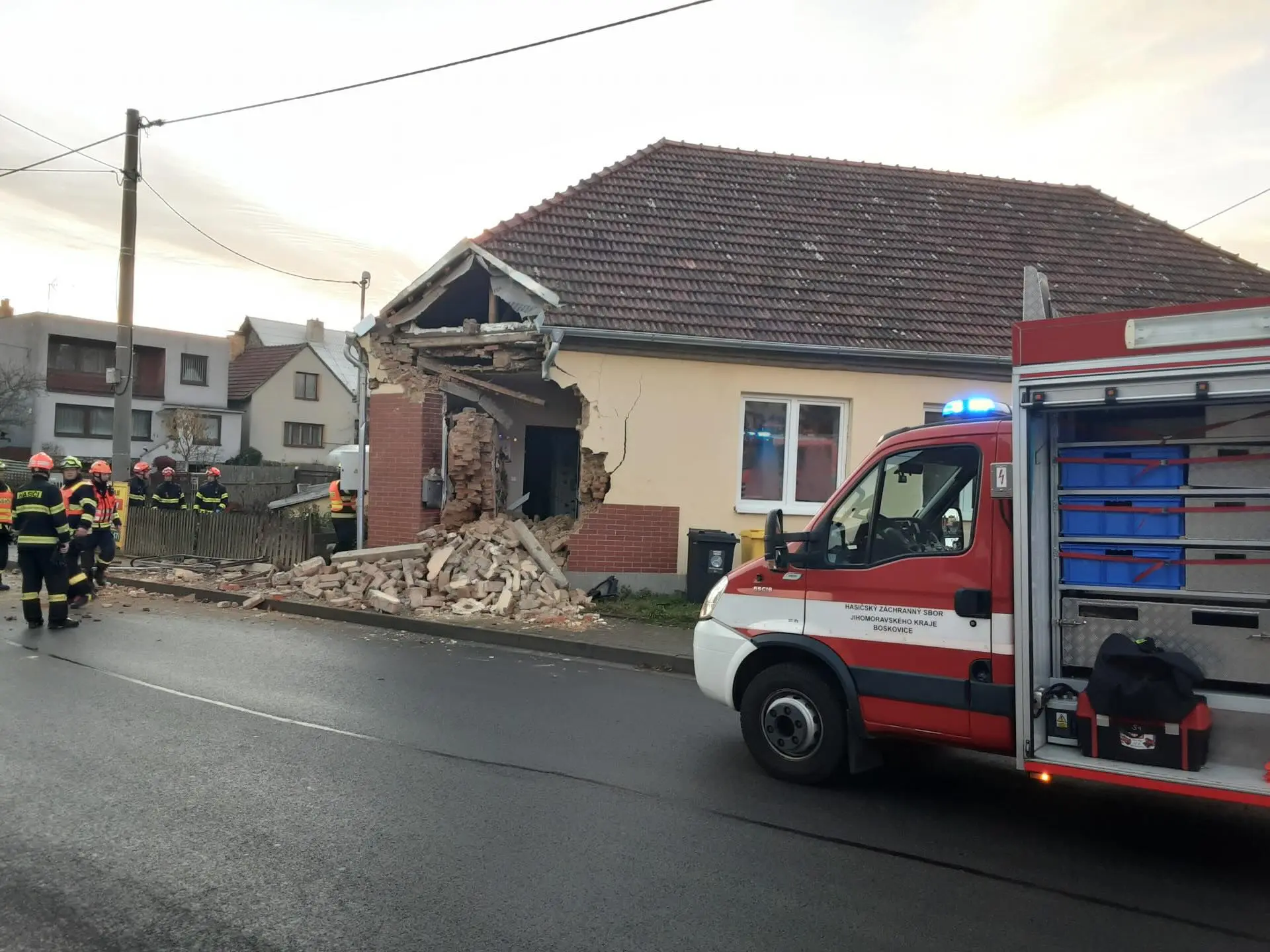 autobus dom Benešov