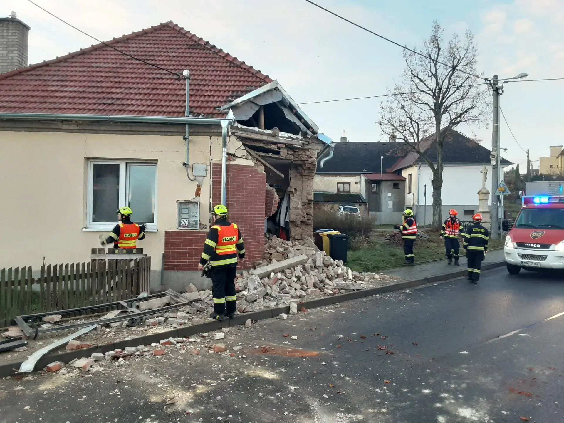 autobus dom Benešov