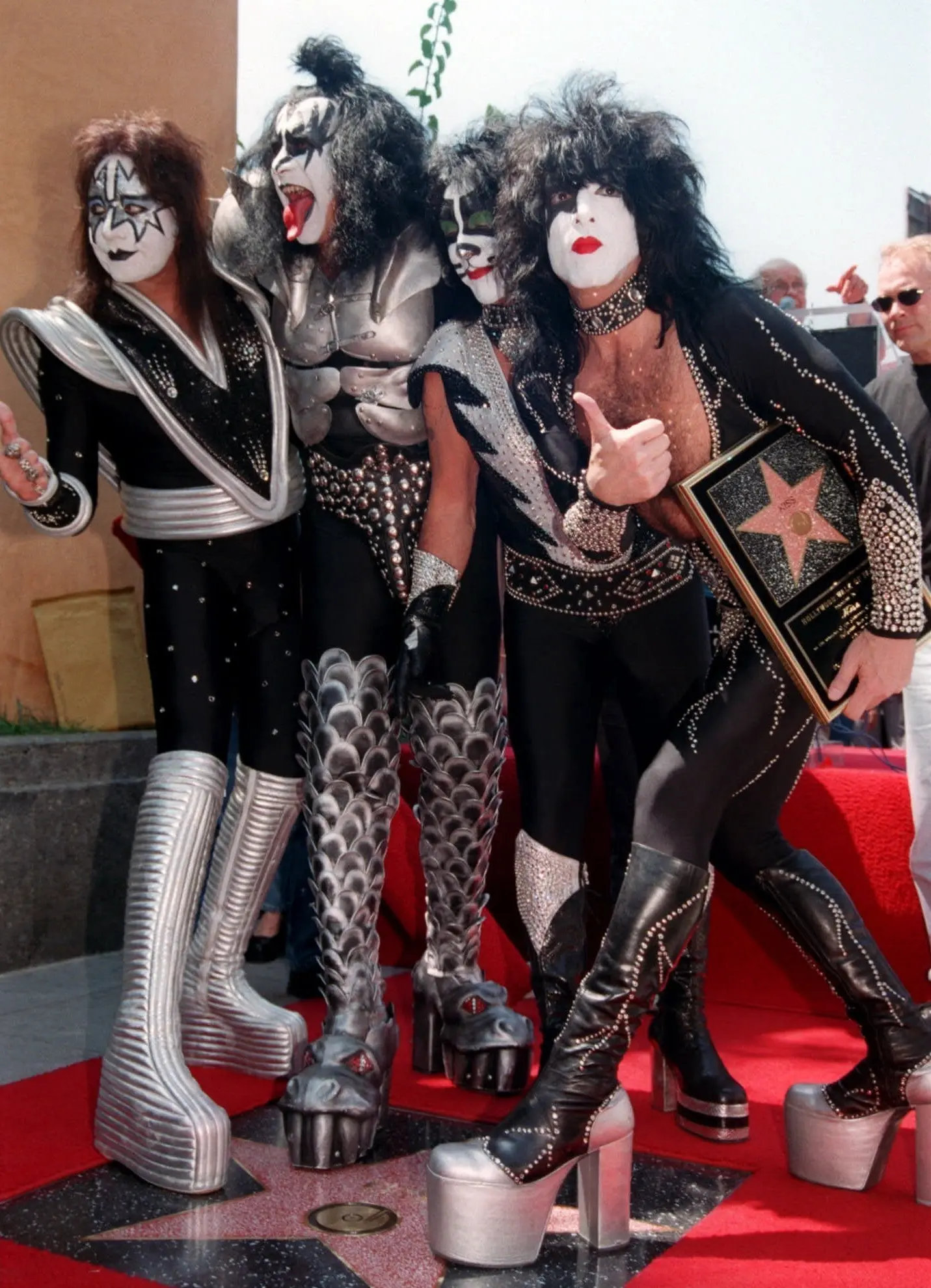 KISS