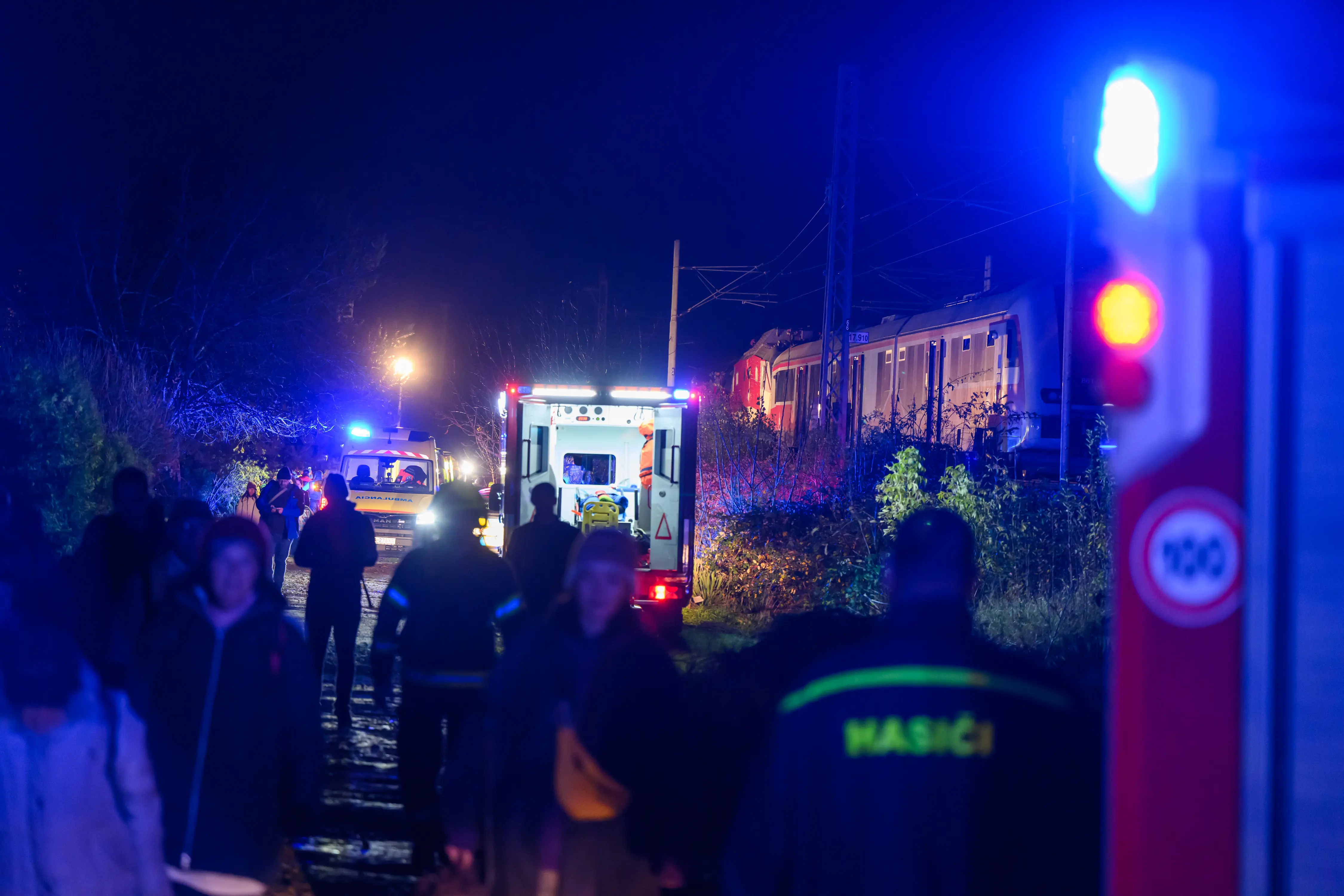 vlaky zrážka Pezinok