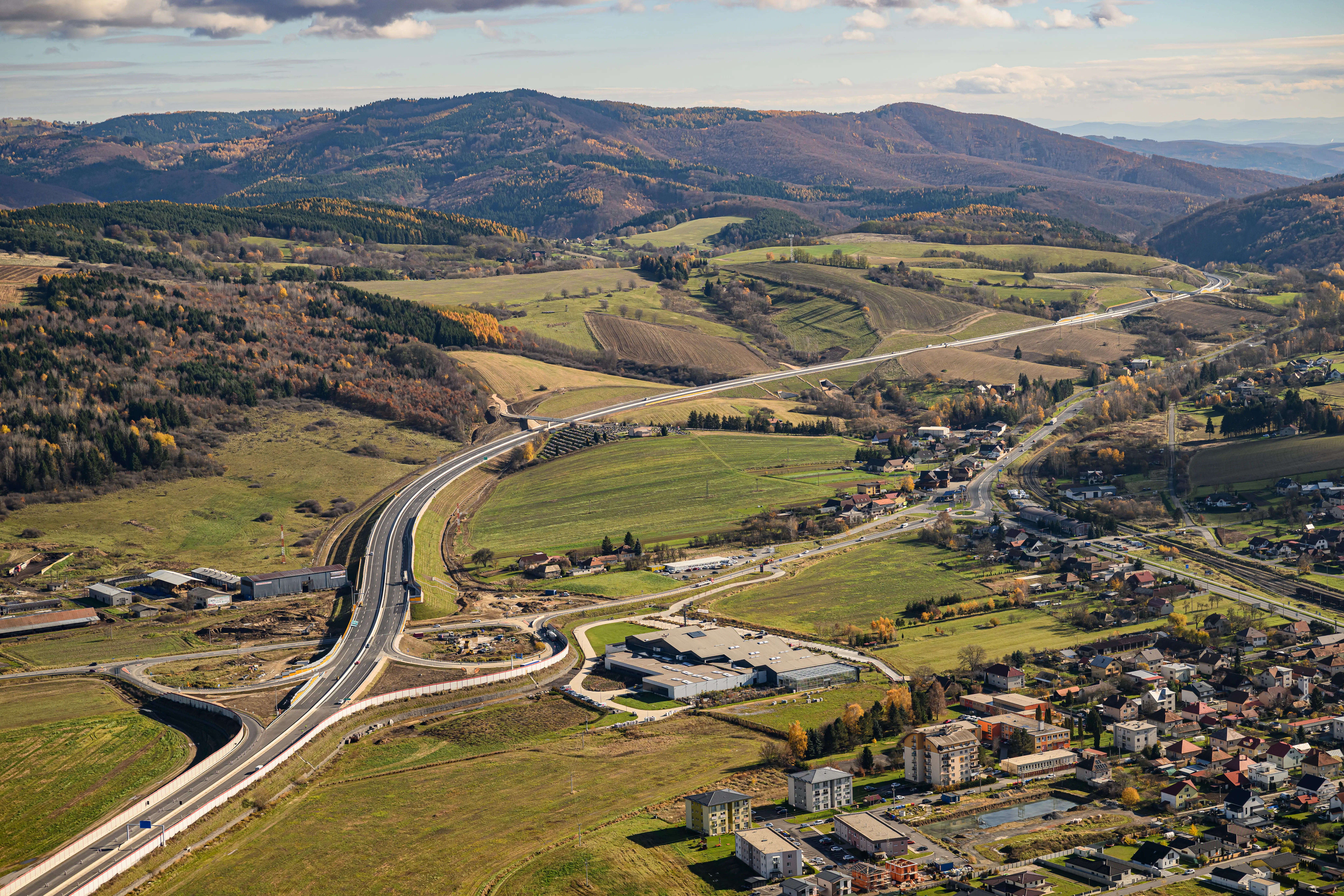 Rýchlostná cesta R2 v úseku Kriváň - Mýtna