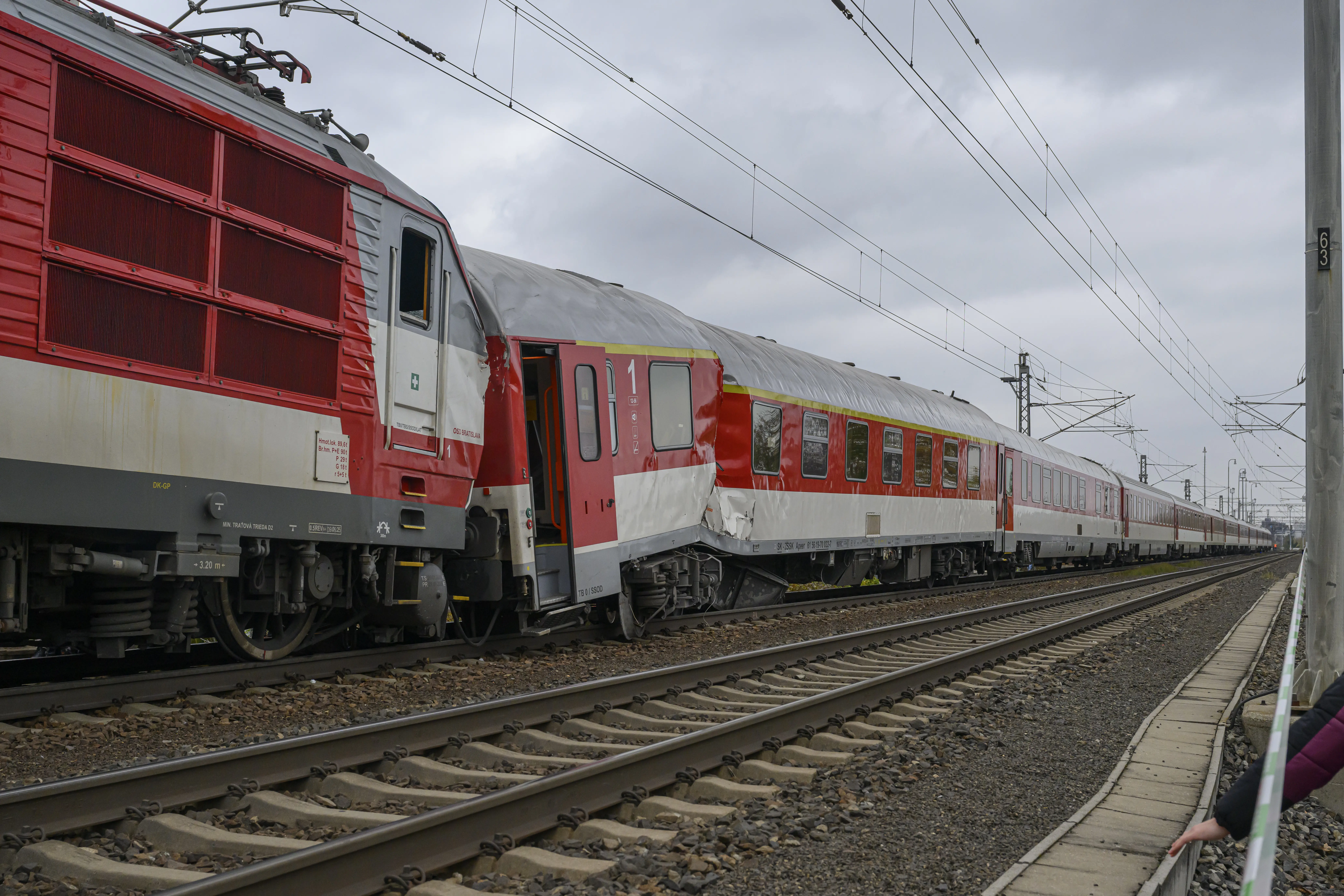 vlaky zrážka Pezinok