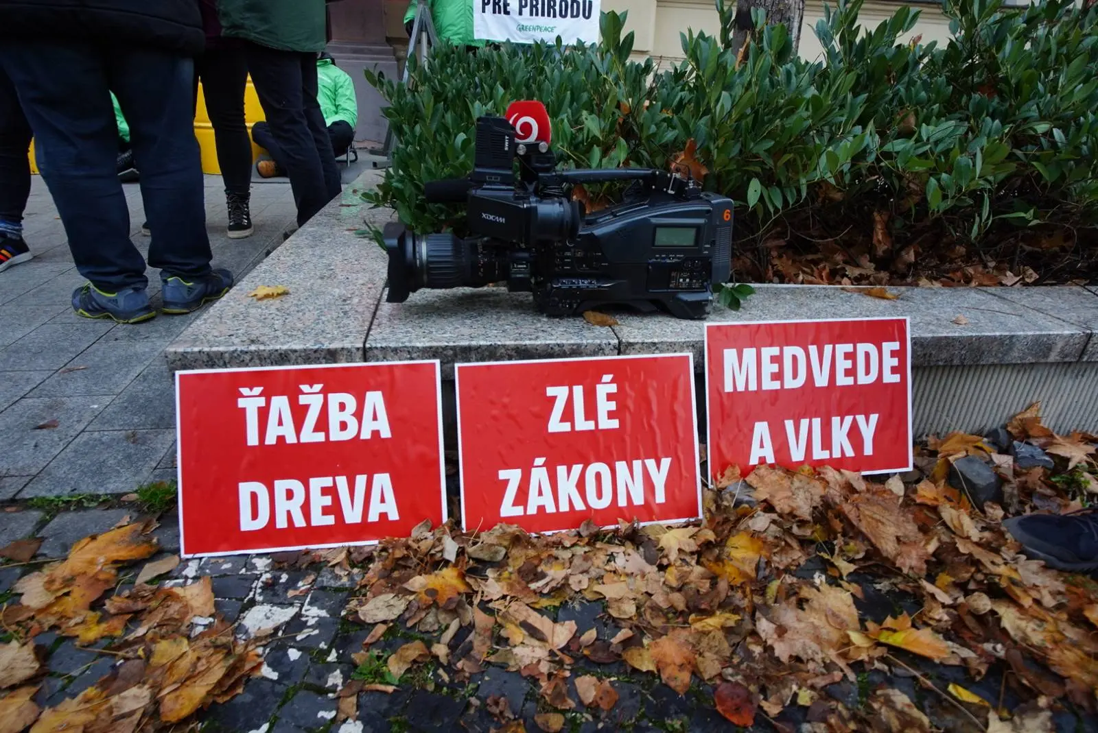 Greenpeace Slovensko protest ministerstvo životného prostredia