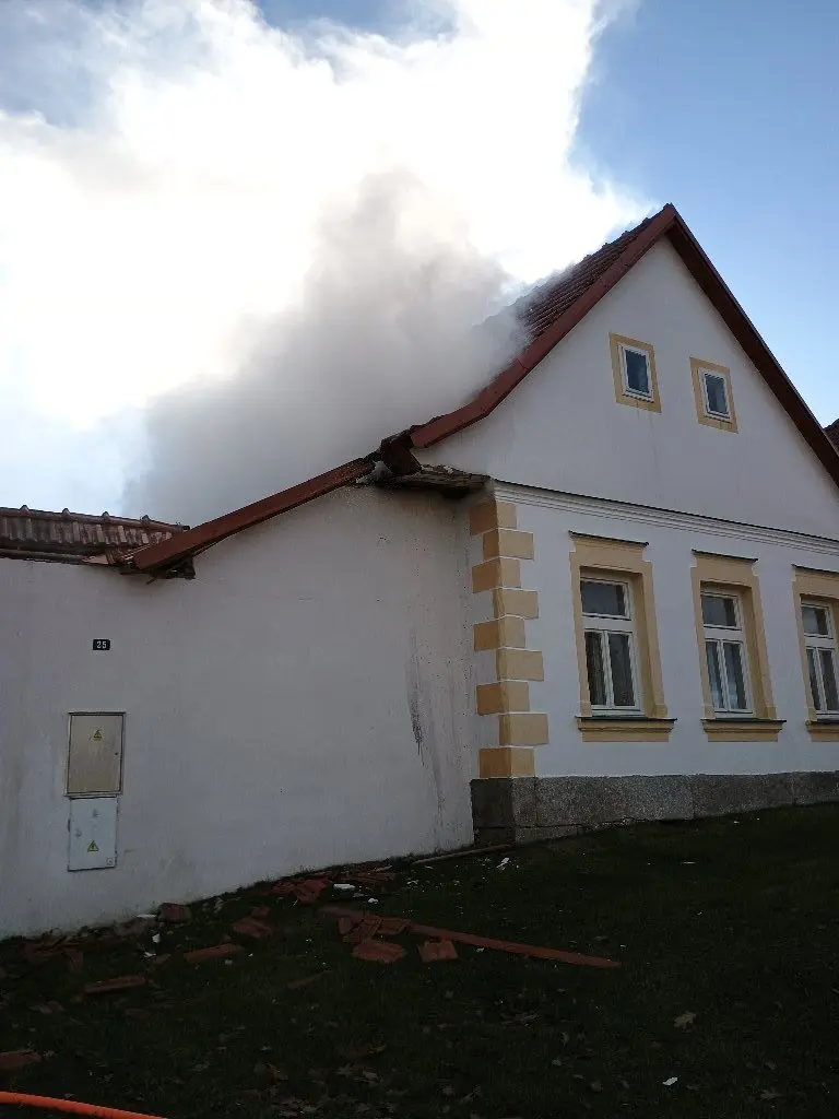 požiar Česko Lipolec