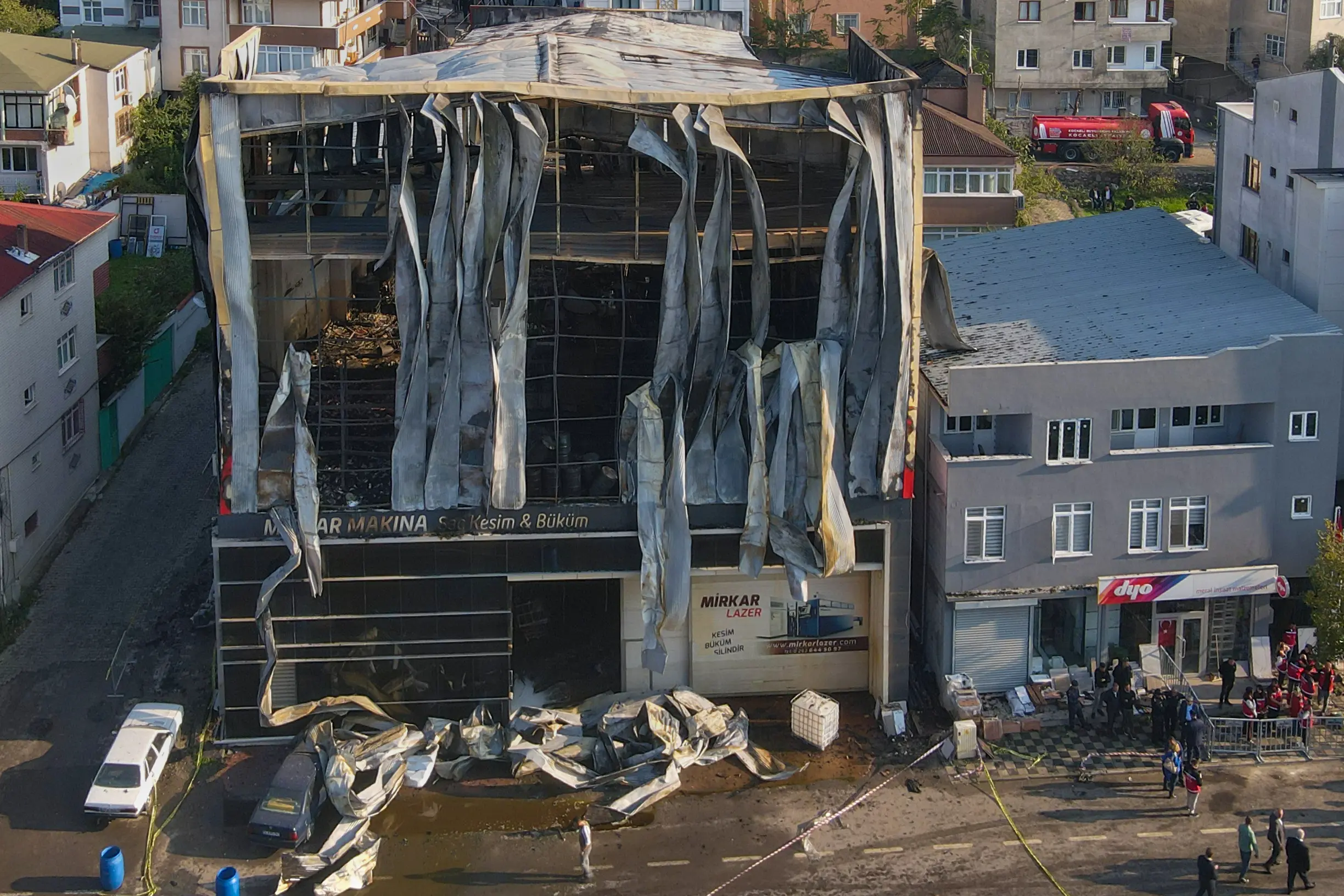 Požiar skladu Turecko