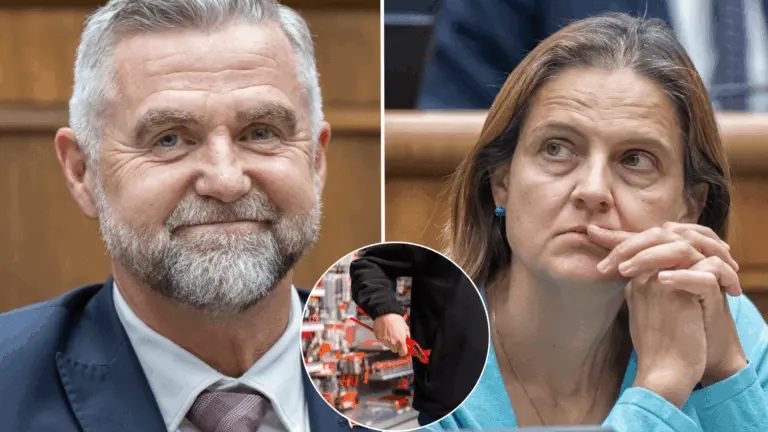 Gašpar, Kolíková, krádež