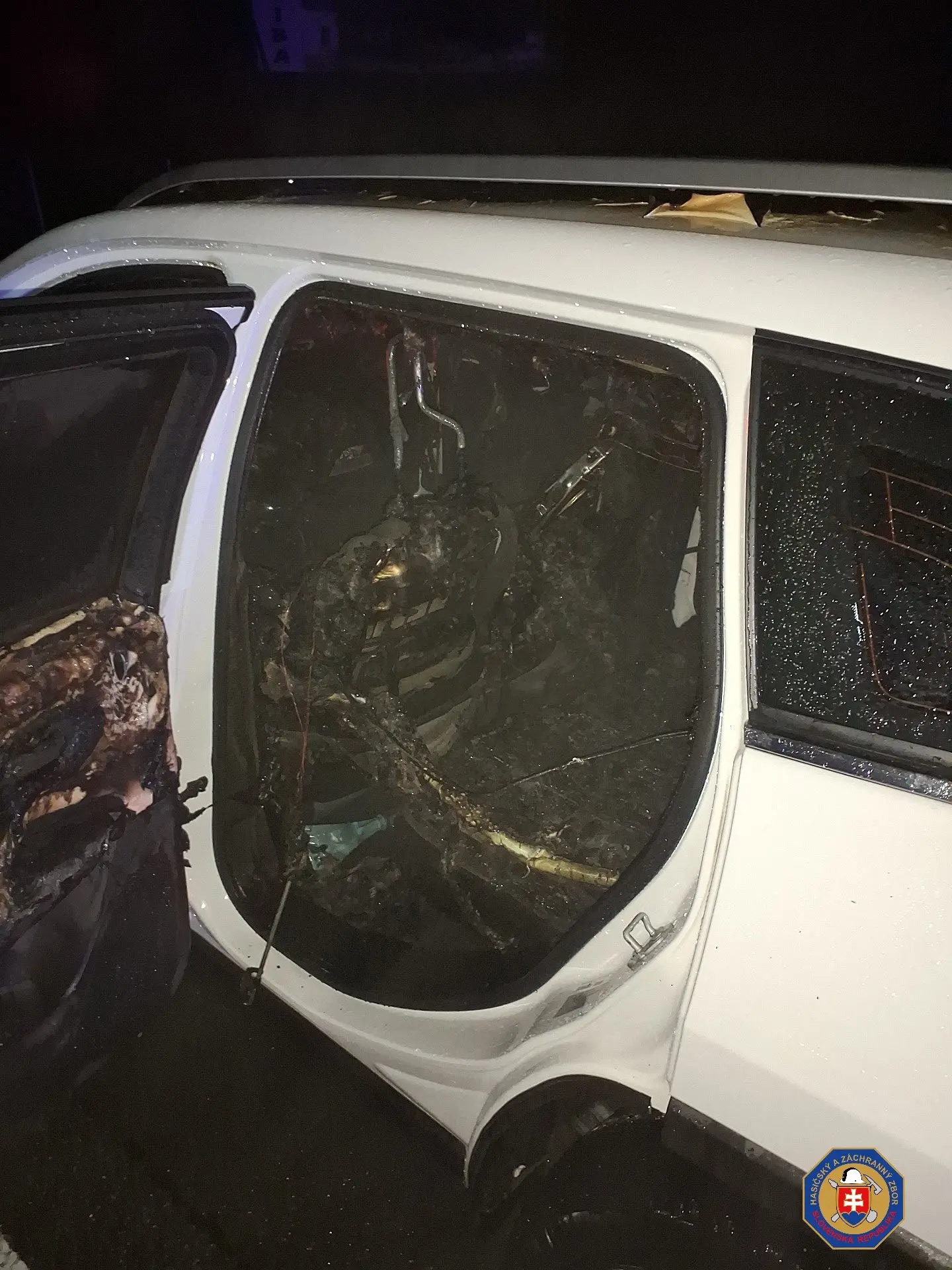 požiar auto R1 pri Žiari nad Hronom