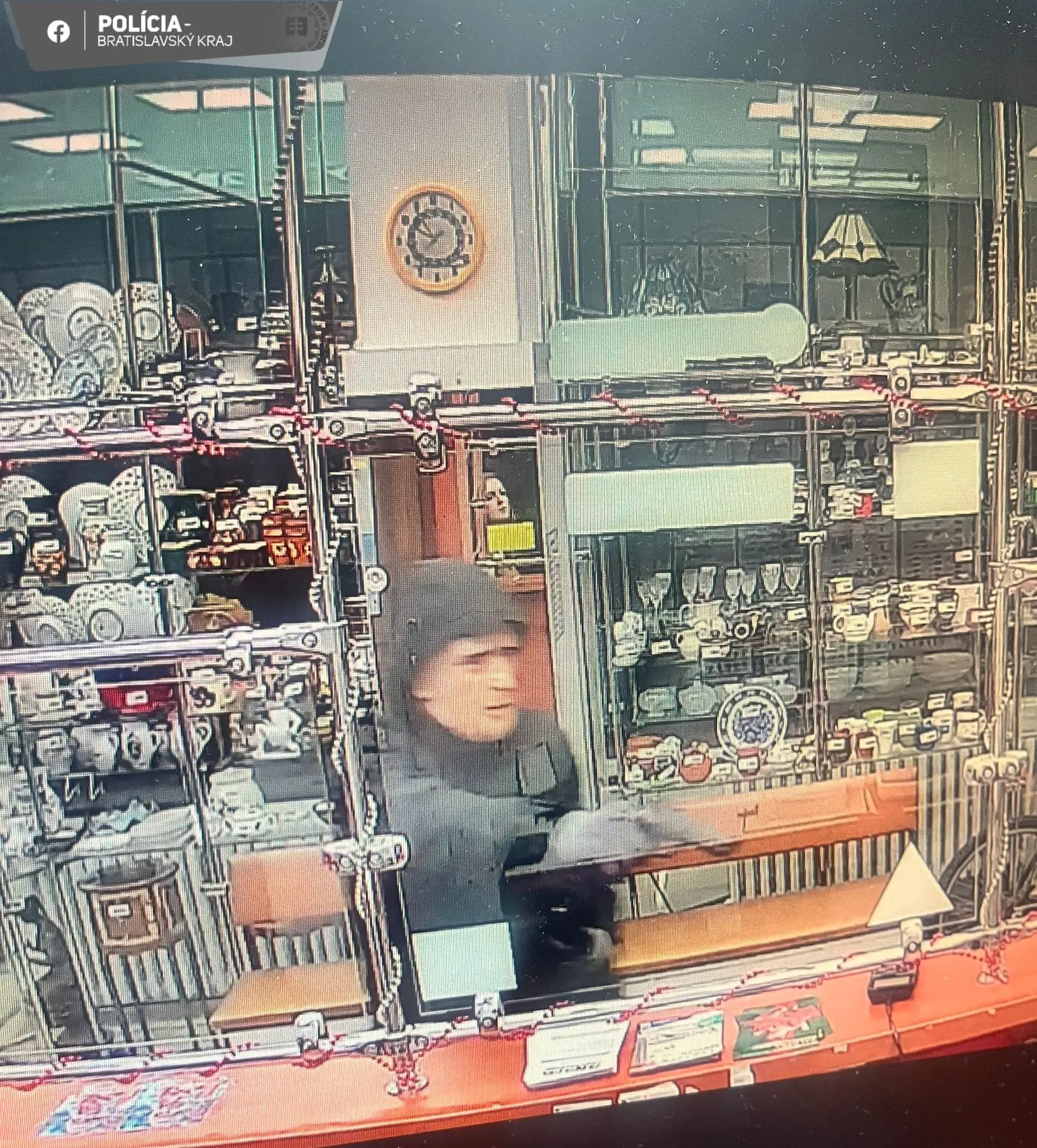 Petržalka lúpež páchateľ 