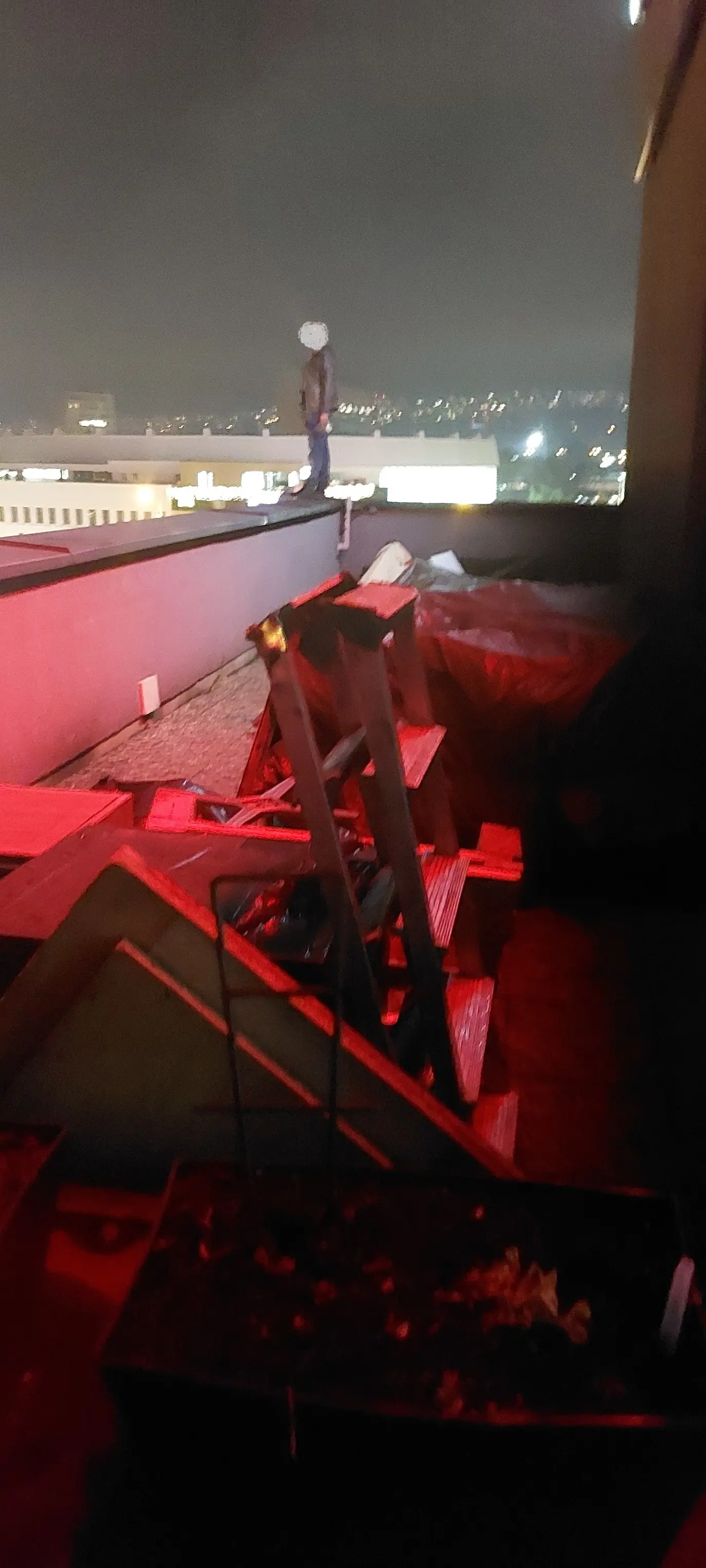 Košice muž hrozba skok polícia