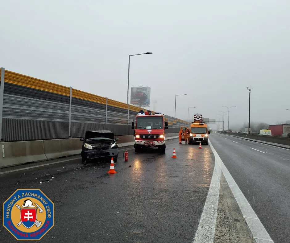 nehoda na D2 v Bratislave
