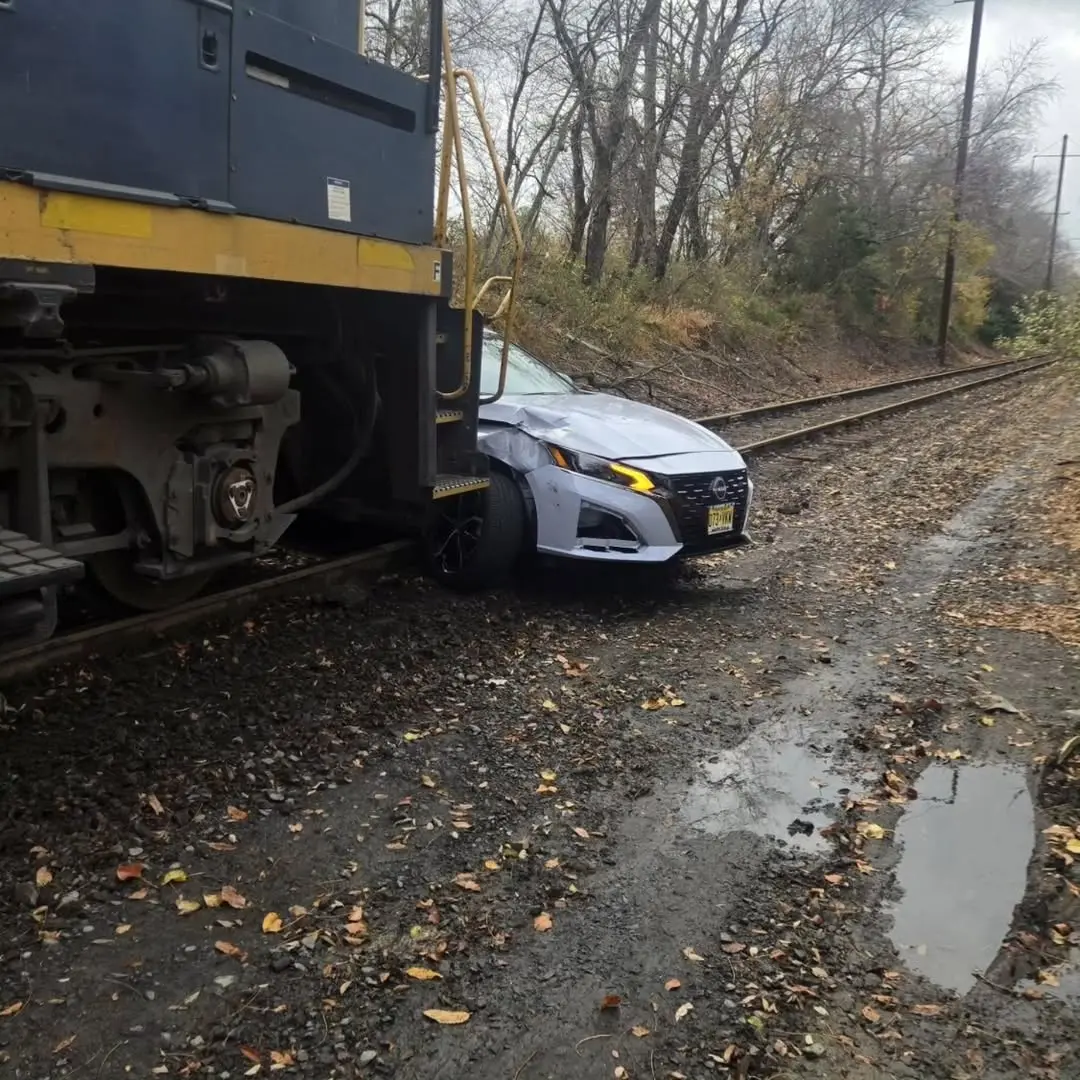 zrážka auta s vlakom v New Jersey