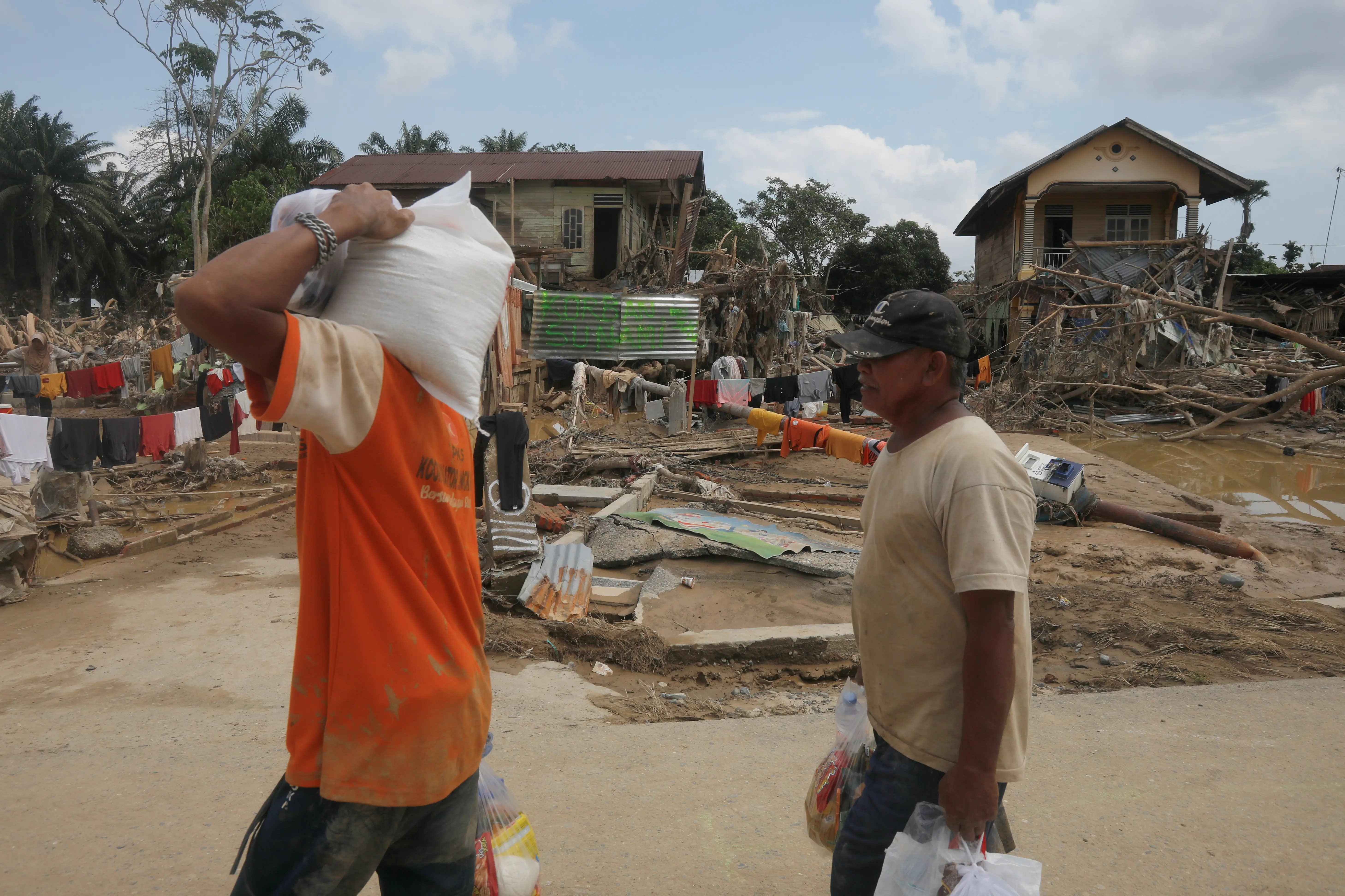 Sumatra povodne zosuvy