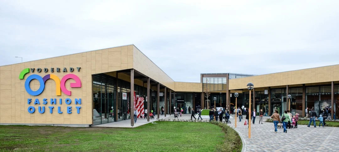 One Fashion Outlet pri Trnave