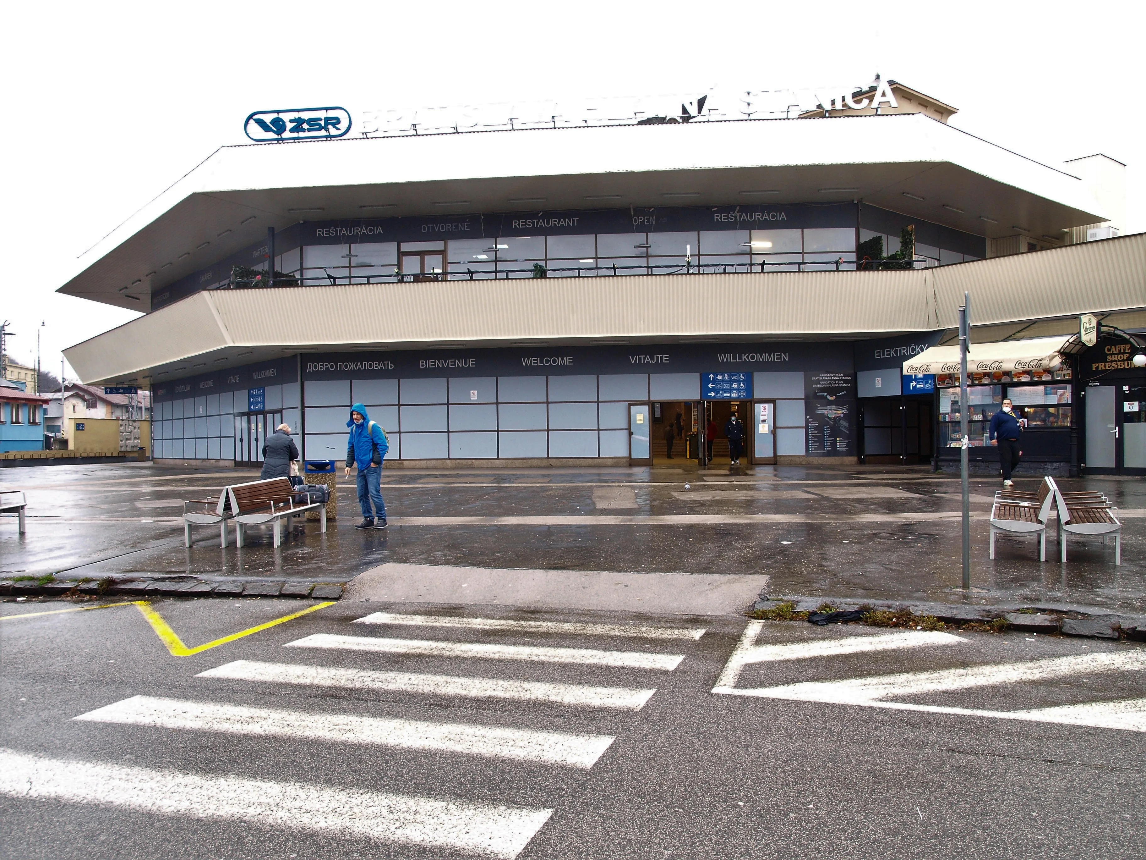 hlavná stanica bratislava