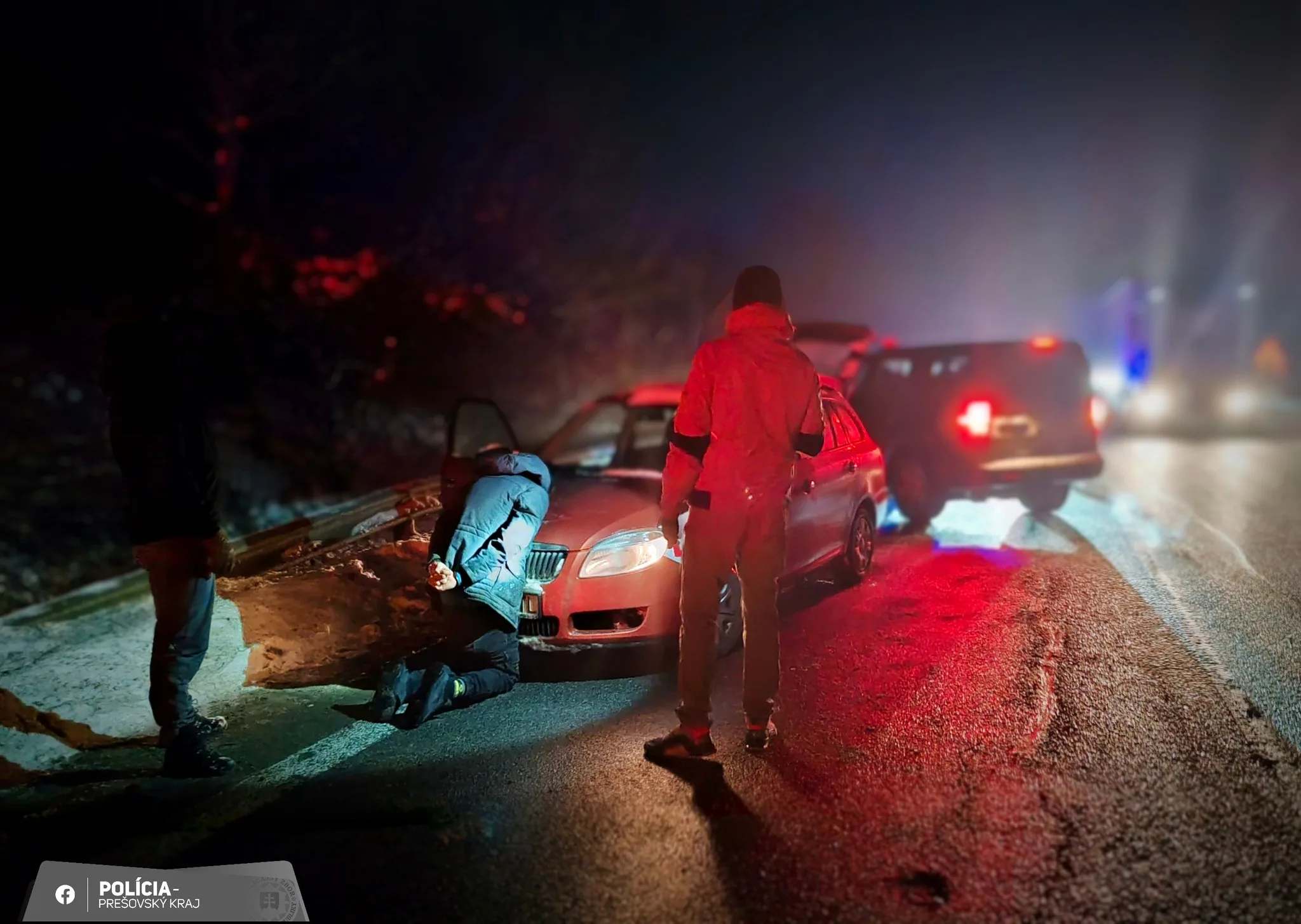 drogy polícia akcia Everest