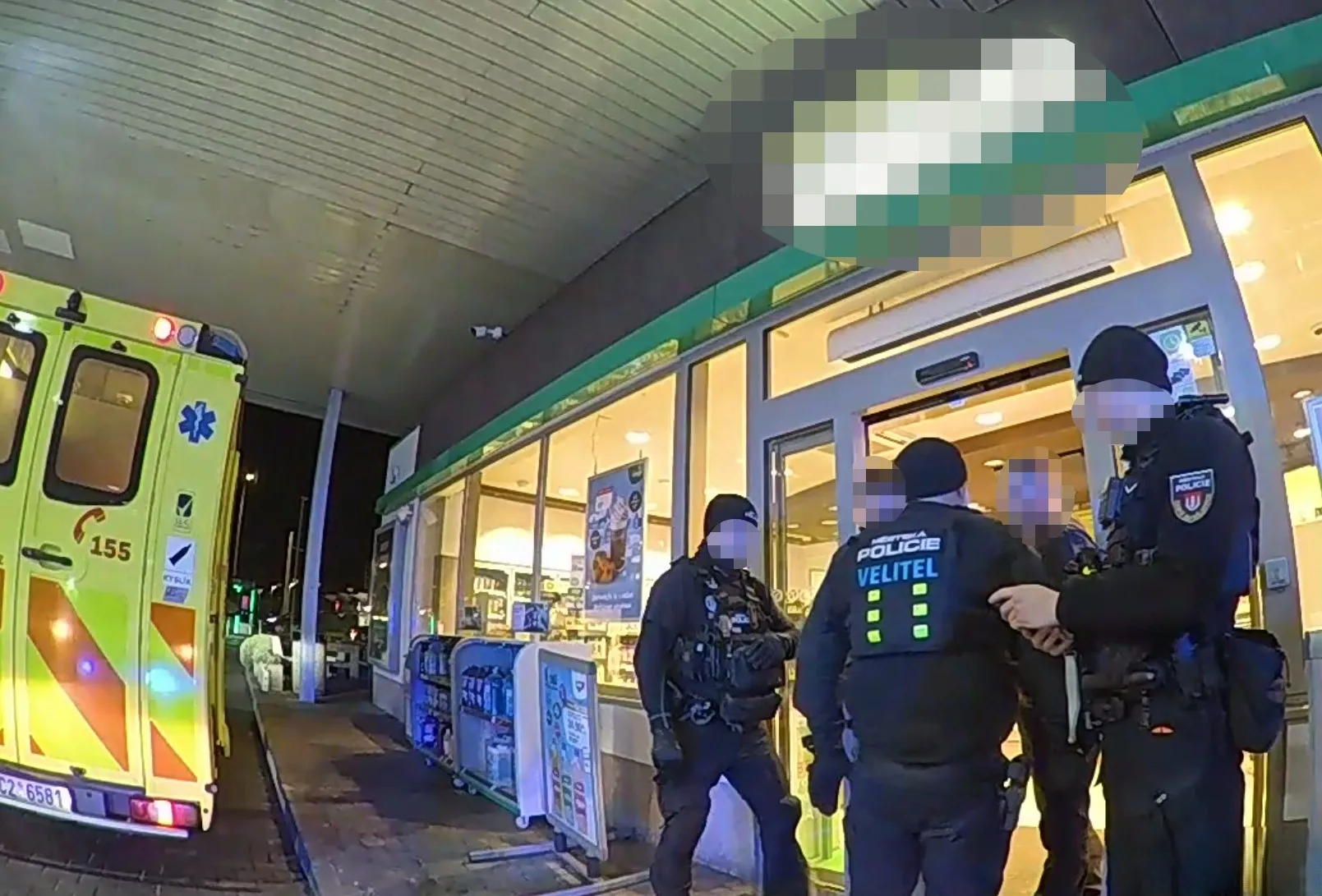 česko zásah polície na pumpe v Českých Budějoviciach
