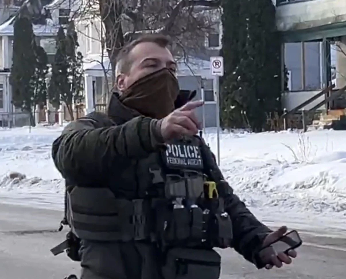 Streľba v Minneapolise Jonathan Ross