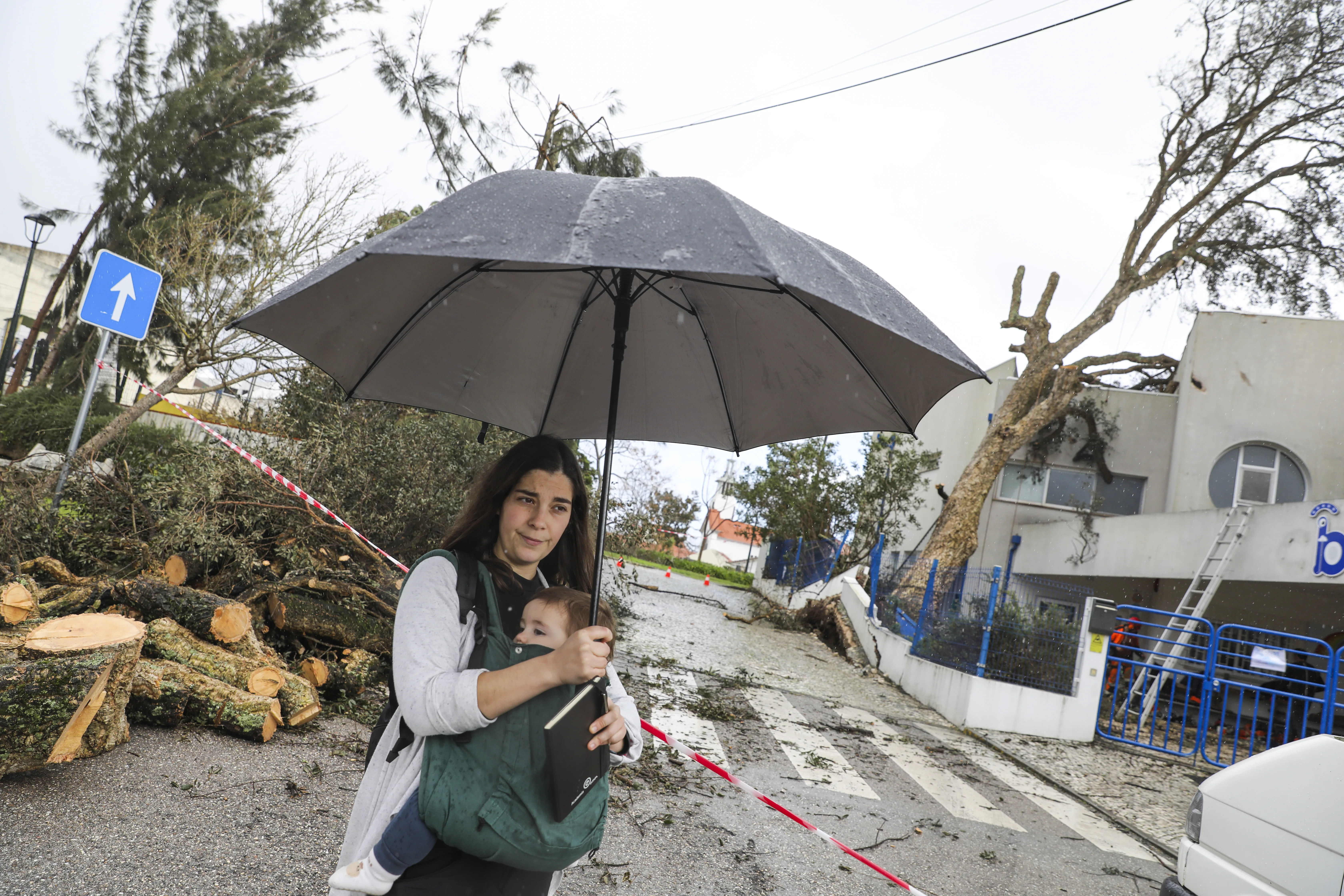 Portugalsko záplavy búrka Kristin