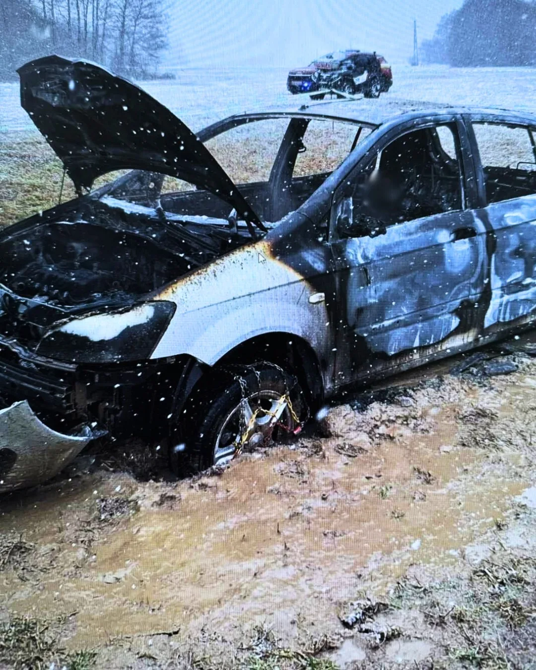 požiar auta neďaleko obce Korytárky