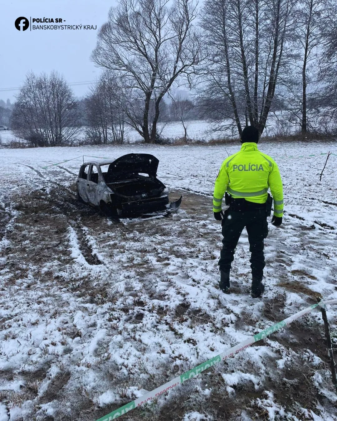 požiar auta neďaleko obce Korytárky