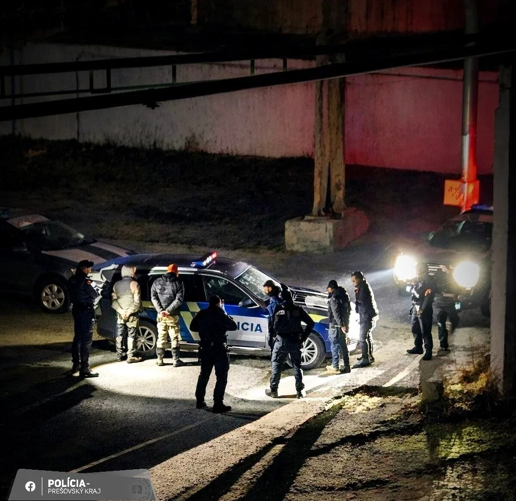 Bukóza polícia zásah