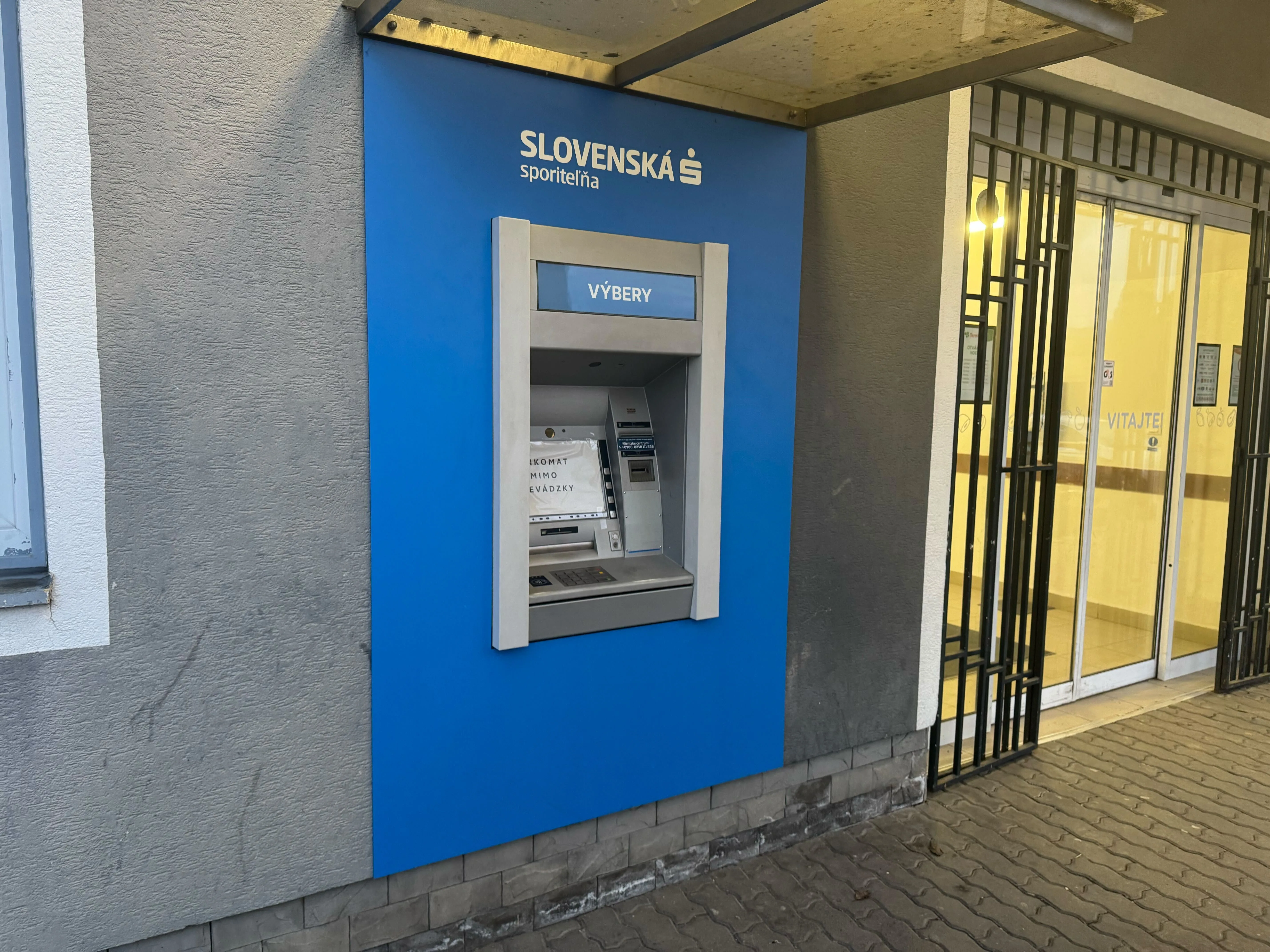 bankomat mazorníkovo brezno