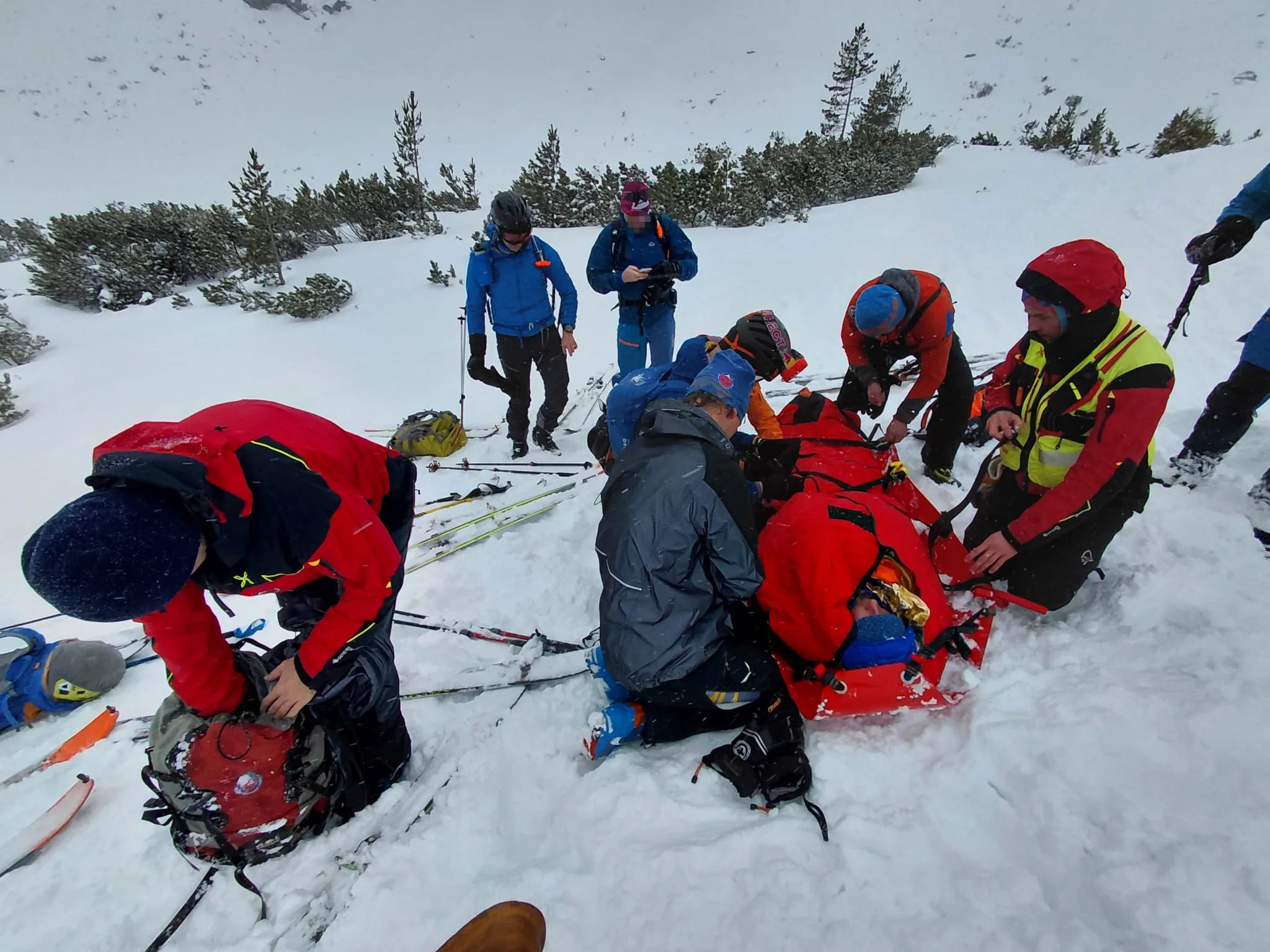 zásah v oblasti Malého Hincovho plesa HSZ