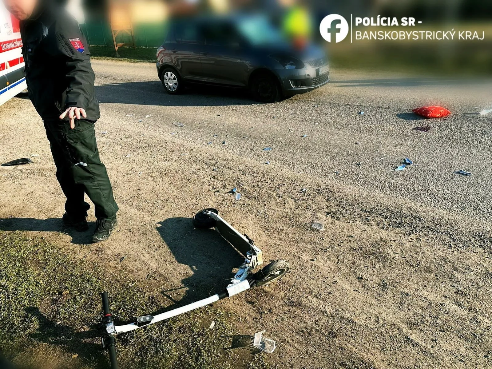 Včelince nehoda kolobežkárka auto